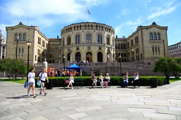 Fotobehang Das Parlamentsgebäude in Oslo. Oslo, Norwegen, Europa © Klaus Nowottnick