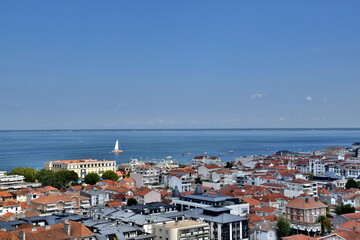 Blick über die Dächer von Arcachon