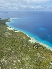 Fototapeta na wymiar Atoll de Rangiroa, vue du ciel, Polynésie française