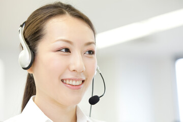 女性オペレーター