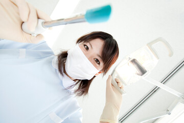 女性歯科衛生士