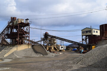 砕石工場 建設資材の生産現場