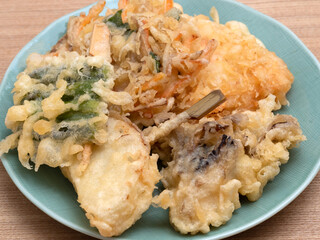 天ぷらの盛り合わせ