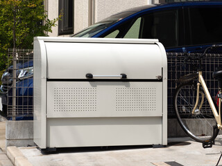 アパートのゴミ集積場