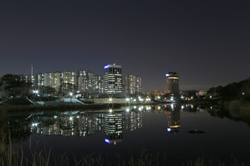 Obraz premium night view of the city