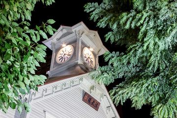 夏の札幌時計台夜景