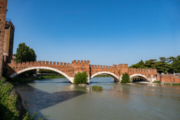 Fototapeta na wymiar Verona (Veneto), viste e dettagli della città