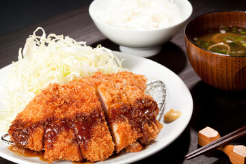とんかつ定食