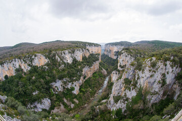 Fototapeta na wymiar cliff in navarra