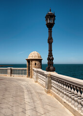 Fototapeta na wymiar The promenade along the sea shore in Cadiz, Spain.
