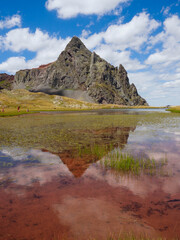 Fototapeta na wymiar Anayet mountain with a lake next to it