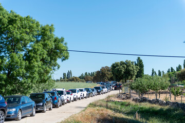 COCHES MAL APARCADOS