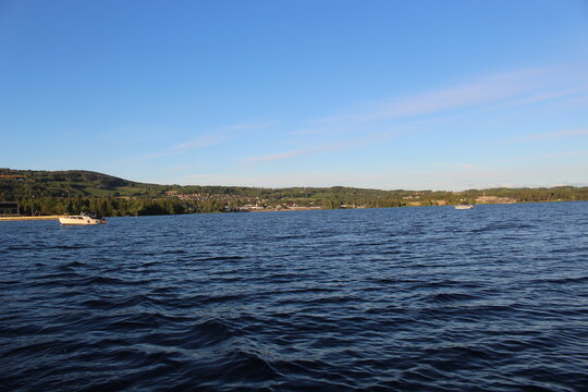 Mjøsa Bilder – Durchsuchen 683 Archivfotos, Vektorgrafiken und Videos ...