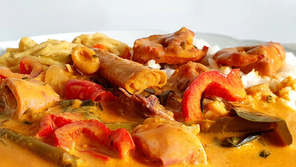 tintenfisch kokos curry