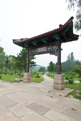 Obraz premium traditional arches in ancient Chinese garden