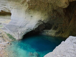Resurgence (at a low level) of Fontaine de Vaucluse in Provence which is the source of the Sorgue river. This source is the most important in France.