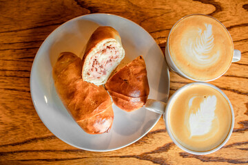 ham bread and coffee cups