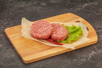 Raw beef cutlet for burger