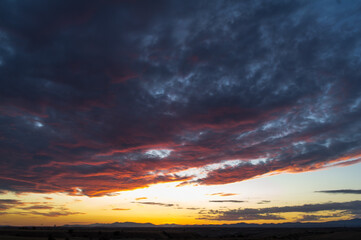 Obraz premium niebo chmury natura zachód słońca światło widok