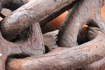 Fototapeta premium close up of a rusty chain