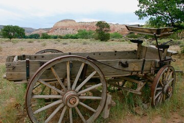 Fototapeta na wymiar Abiquiu New Mexico stage coach wagon desert