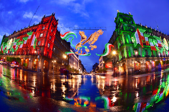 Iluminaci&oacute;n z&oacute;calo M&eacute;xico