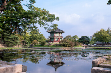  Changdeokgung Palace is the UNESCO World Cultural Heritage. Beautiful Secret Garden .