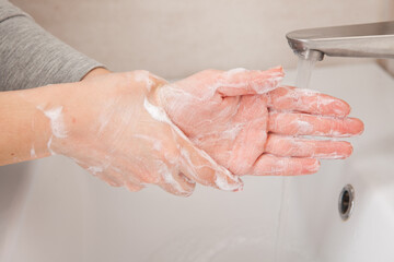 rules of personal hygiene. How to wash your hands under the tap with water. 
