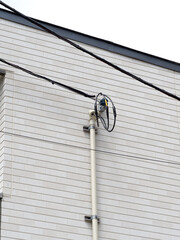 住宅への電線の引き込み
