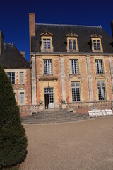 Fototapeta na wymiar détails du château de la Ferté Saint Aubin