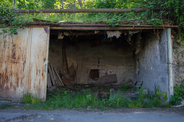 Fototapeta na wymiar Abandoned Garage in Sighnaghi, Georgia