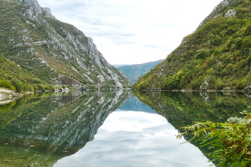 Fototapeta na wymiar The mirror of the beautiful mountain river Neretva in the national park Blidinje, Bosnia and Herzegovina