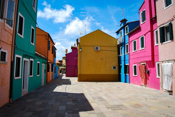 Fototapeta na wymiar colorful houses in burano island