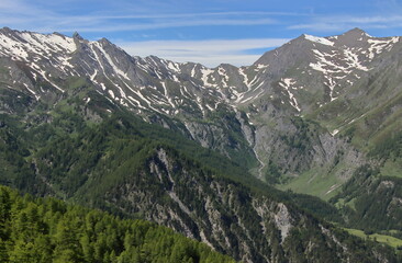 Obraz premium Lakes lying up in the mountains in the Chisone valley.