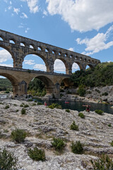 Fototapeta premium Le pont du Gard et le Gardon - France
