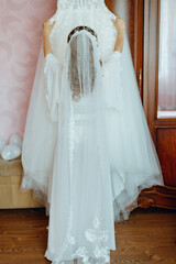 bride in white wedding dress