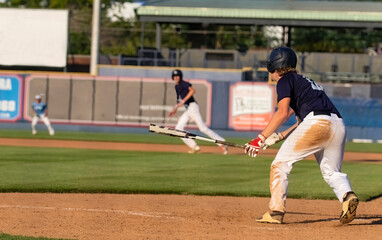 baseball player bunting