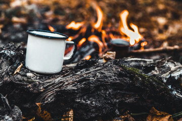 Making coffee at the stake. Make coffee or tea on the fire of nature. Burned fire. A place for fire.