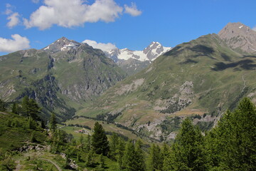 Views of the mountains from La Thuile valley. 