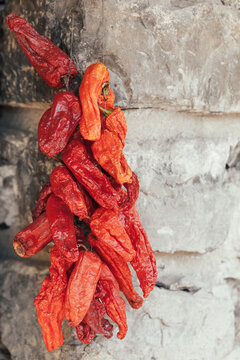 Dried red peppers