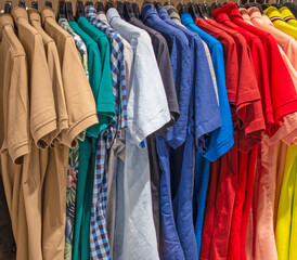 Garderobe, Hemden und Tshirts