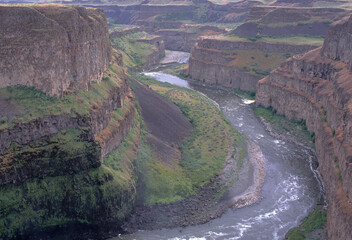 palouse falls river gorge canyon in the palouse prairie region of eastern washington