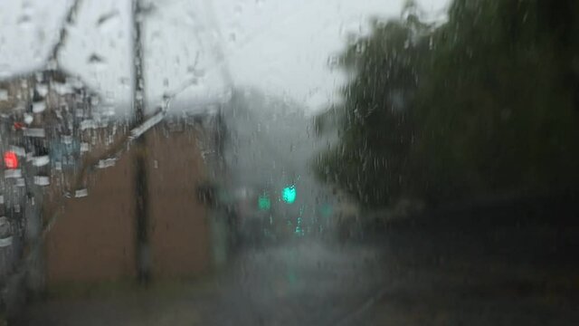 土砂降りの大雨　自動車　運転　車載動画