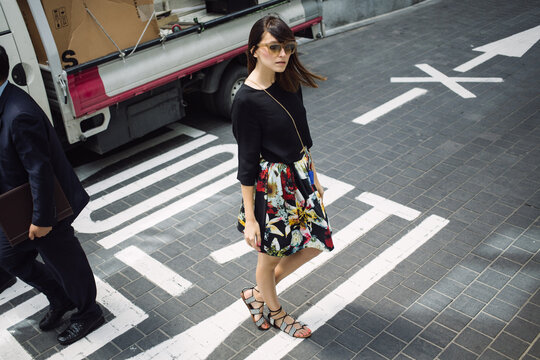 Outfit inspiration - stylish girl standing the steet