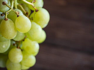 緑色がキレイな葡萄のクローズアップ。