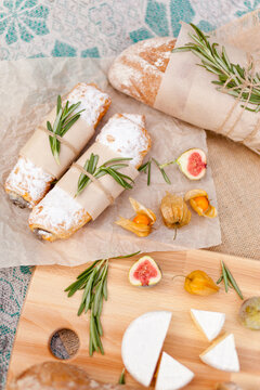 Romantic picnic