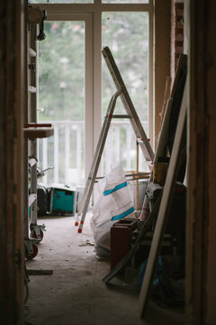Home construction site messy with building material