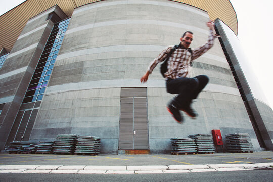 Urban Roller-Skater