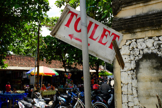 bathrooms in the market