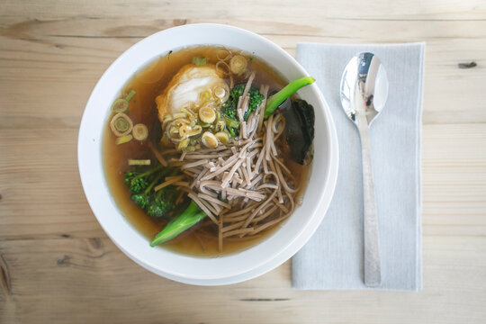 Dashi noodle soup